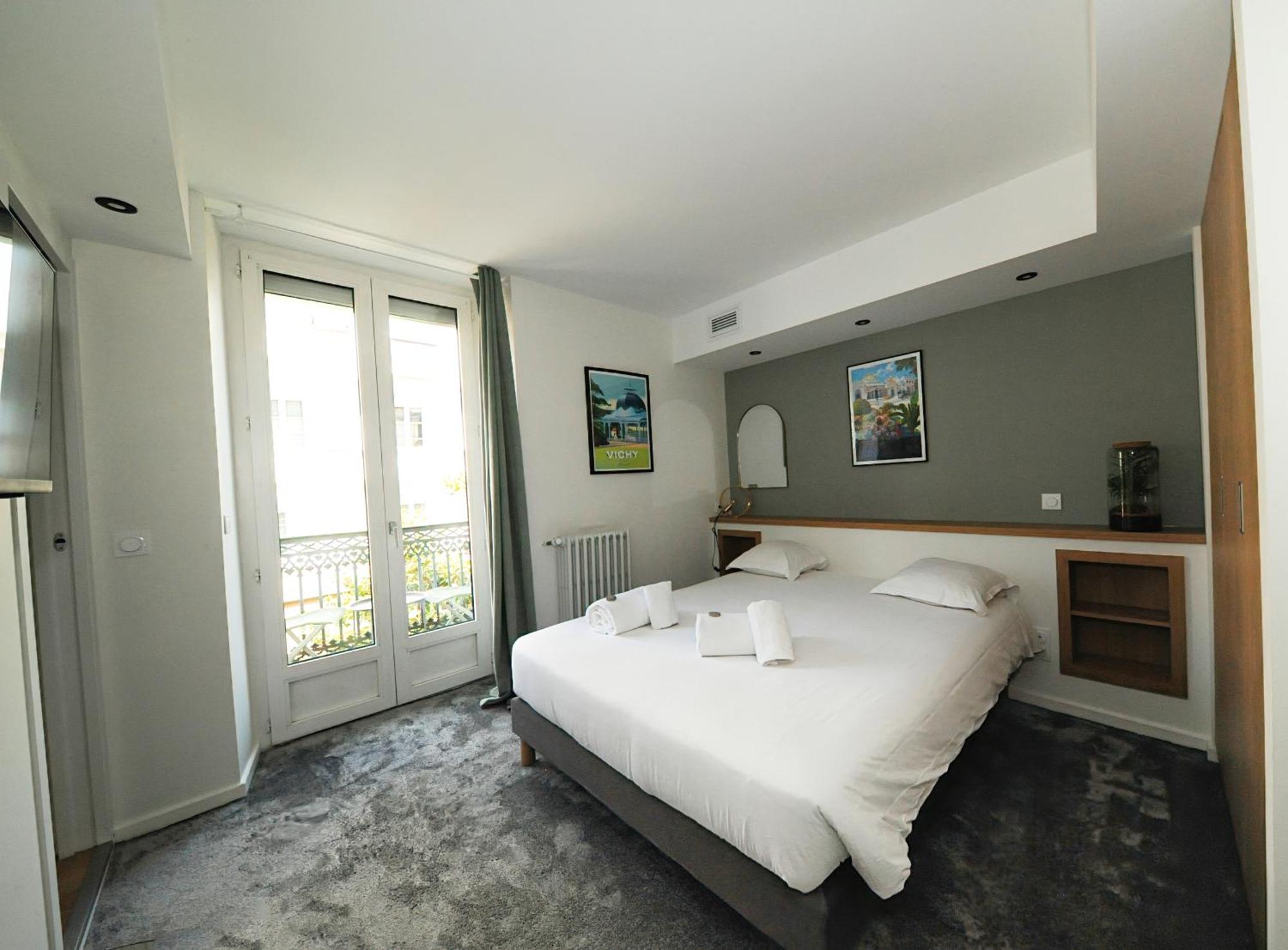 Hotel & Restaurant Le Patio Vichy Dış mekan fotoğraf