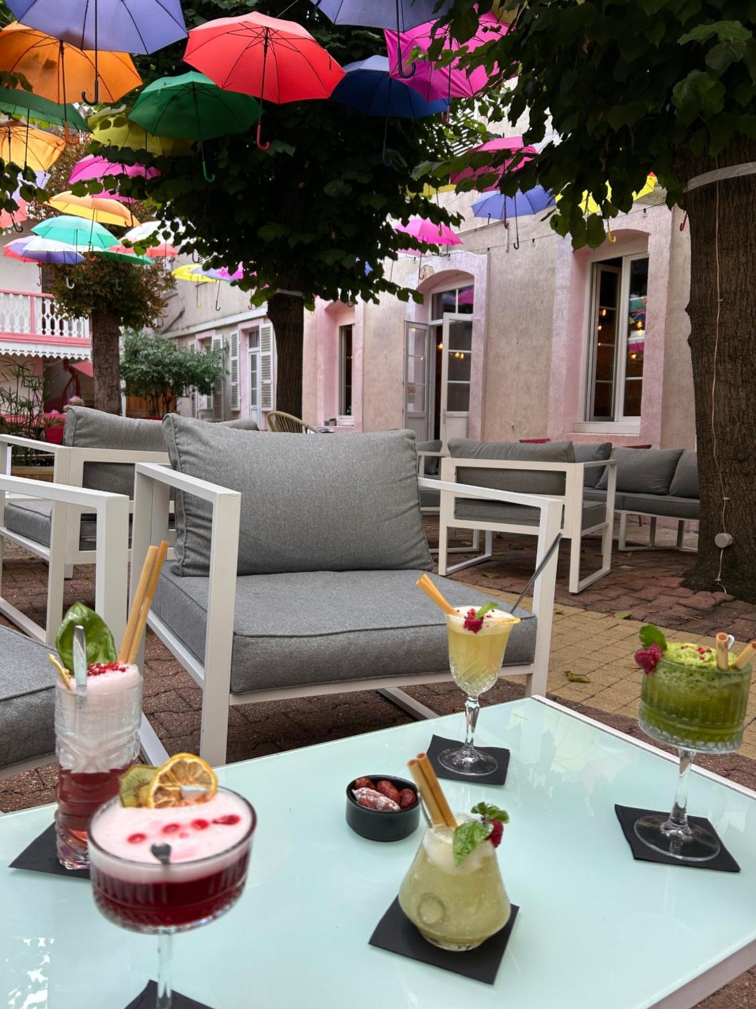 Hotel & Restaurant Le Patio Vichy Dış mekan fotoğraf